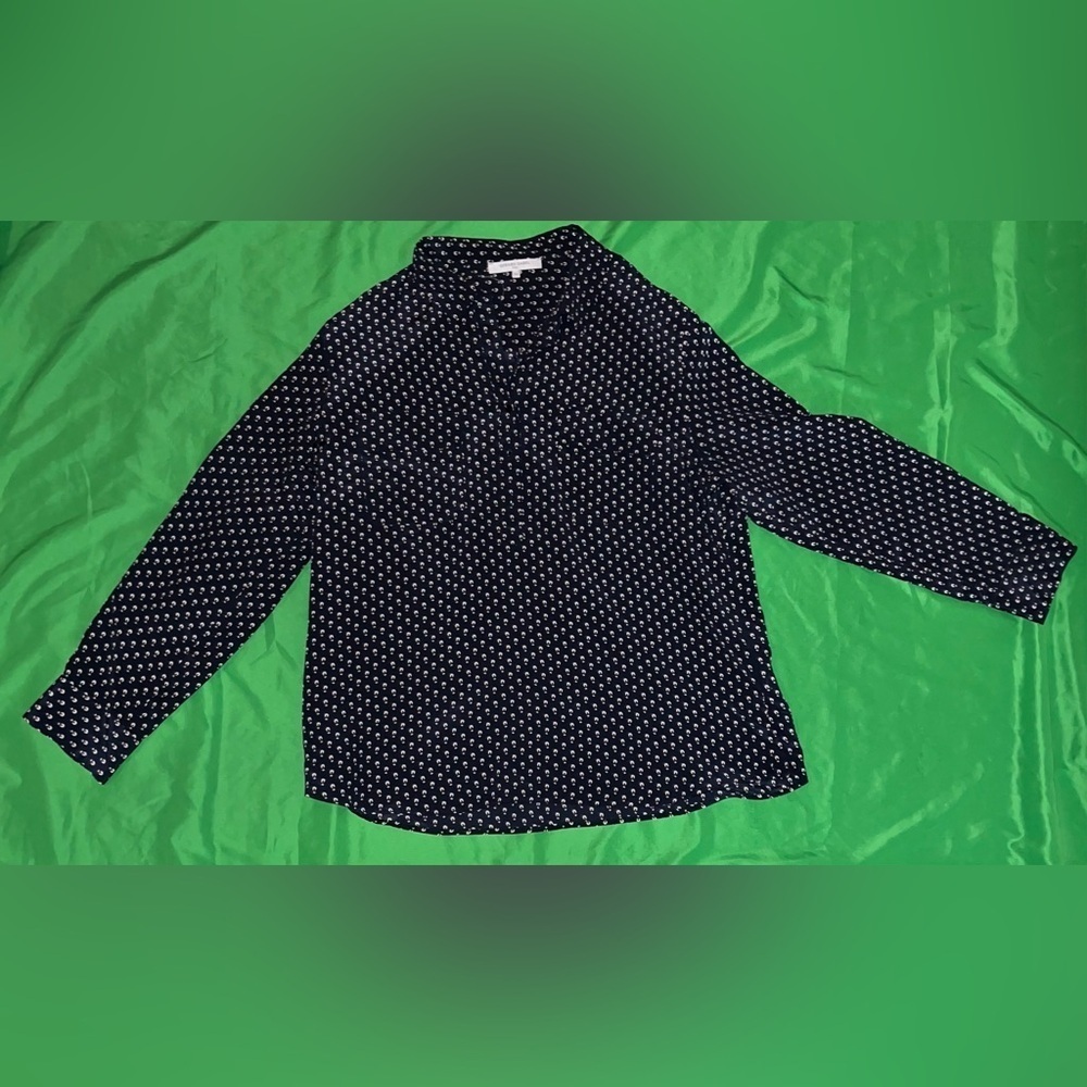 Gerard Darrel 100% Silk Navy Blue Floral Blouse size 44